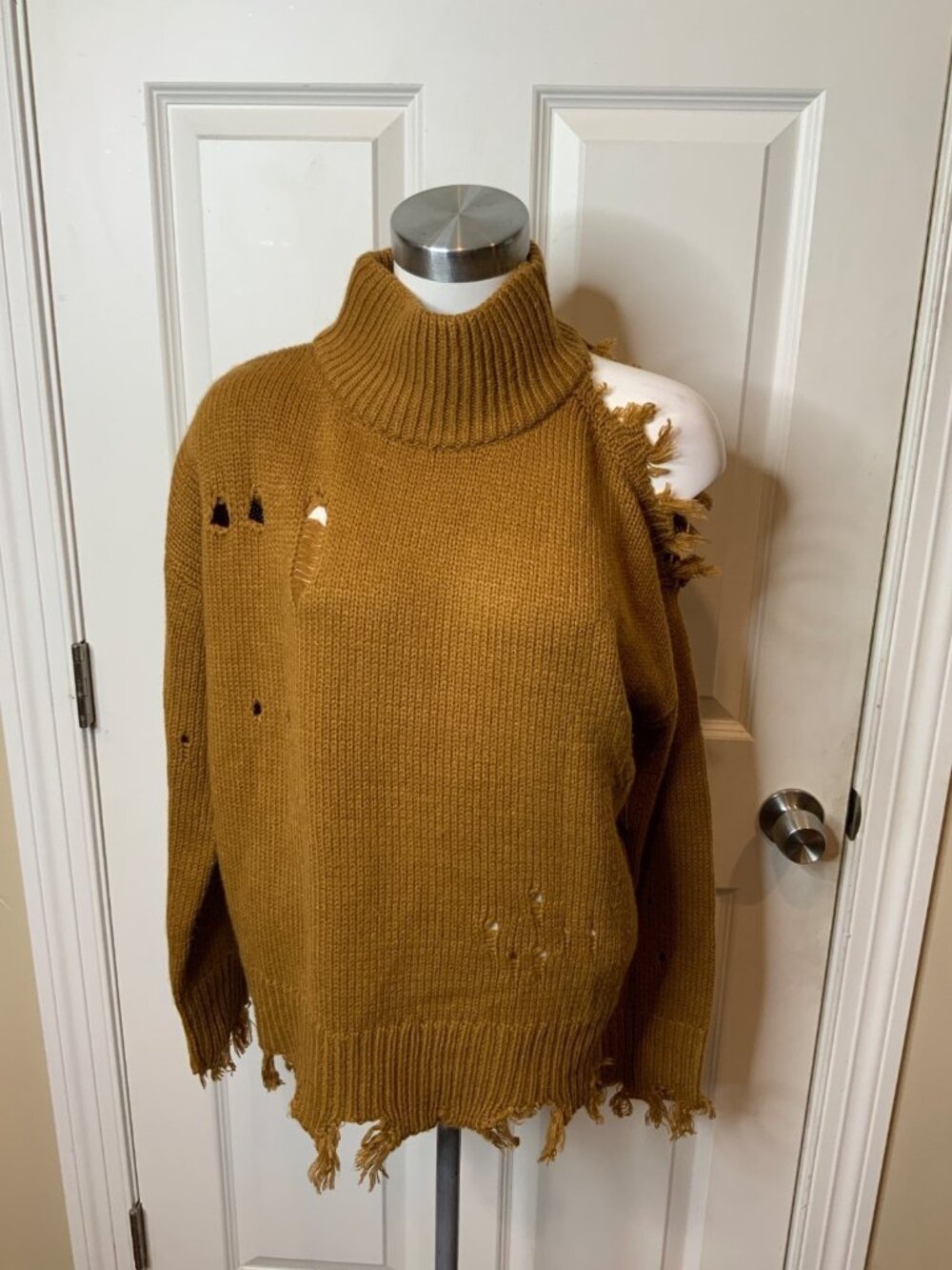 Kut From The Kloth Caramel Brown Distressed Fringe Turtleneck Sweater, Size L